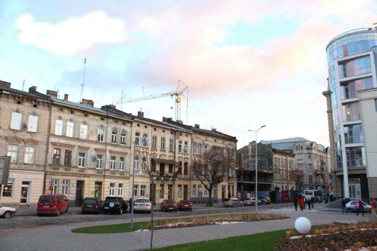 Mini Smart Apartments In The Central Part Of Lviv Eksteriør bilde